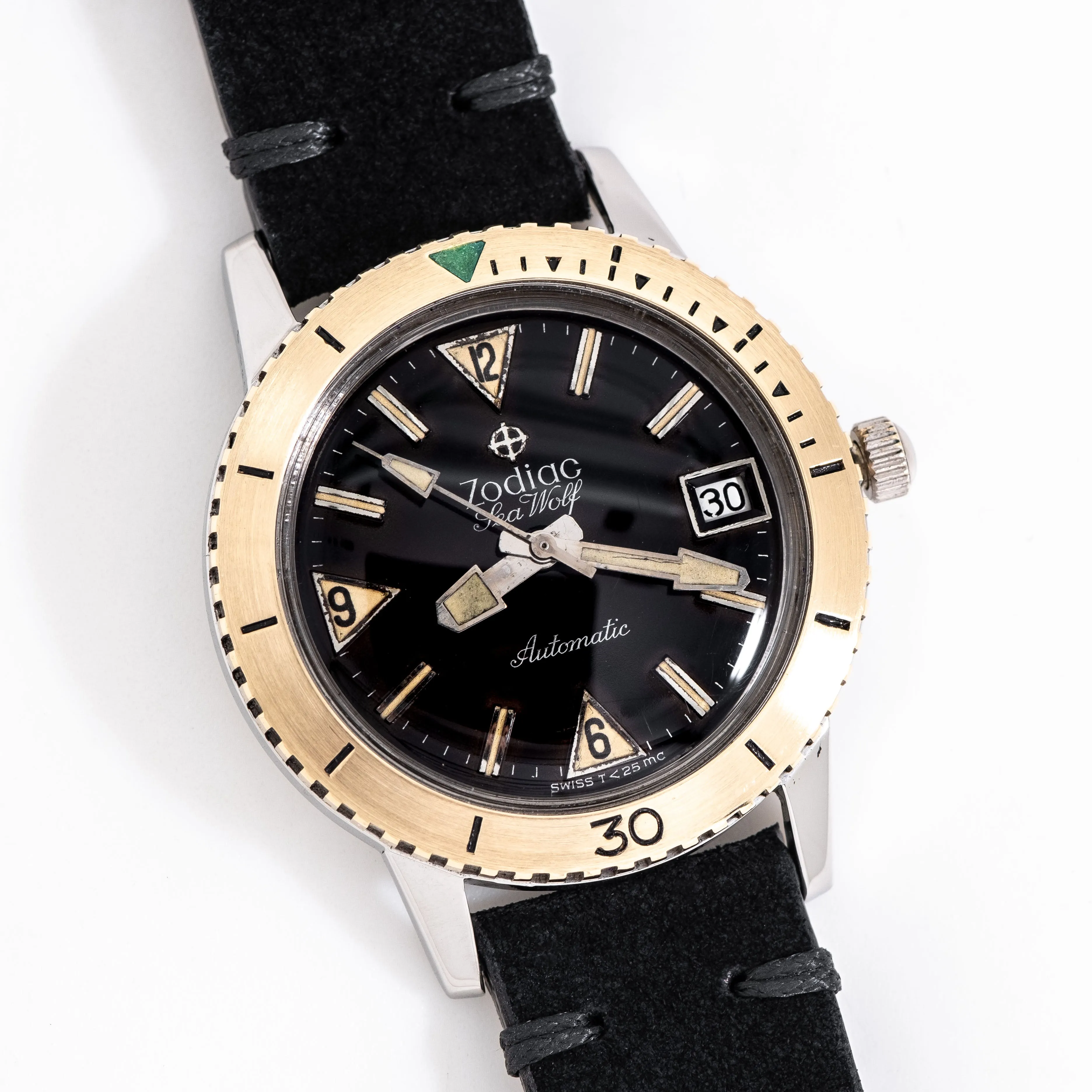 1960's Vintage Zodiac Sea Wolf Ref. 722-946 B 14k Yellow Gold Bezel & Stainless Steel Watch (# 15175)