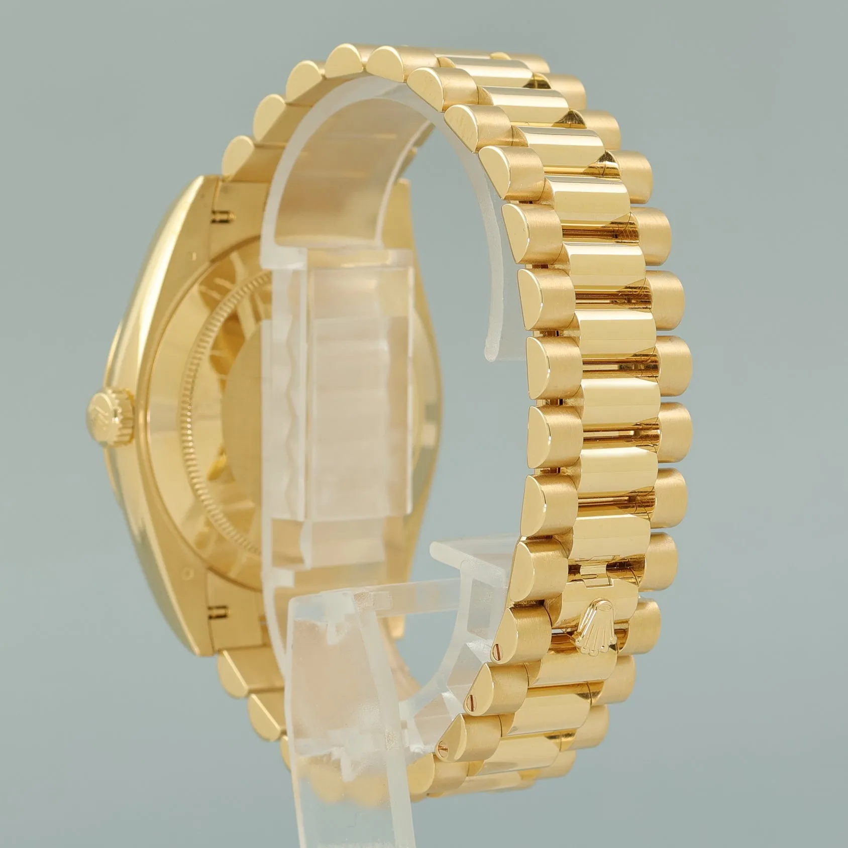 2020 MINT Rolex Day-Date 40 President 228238 White Roman Yellow Gold Watch Box