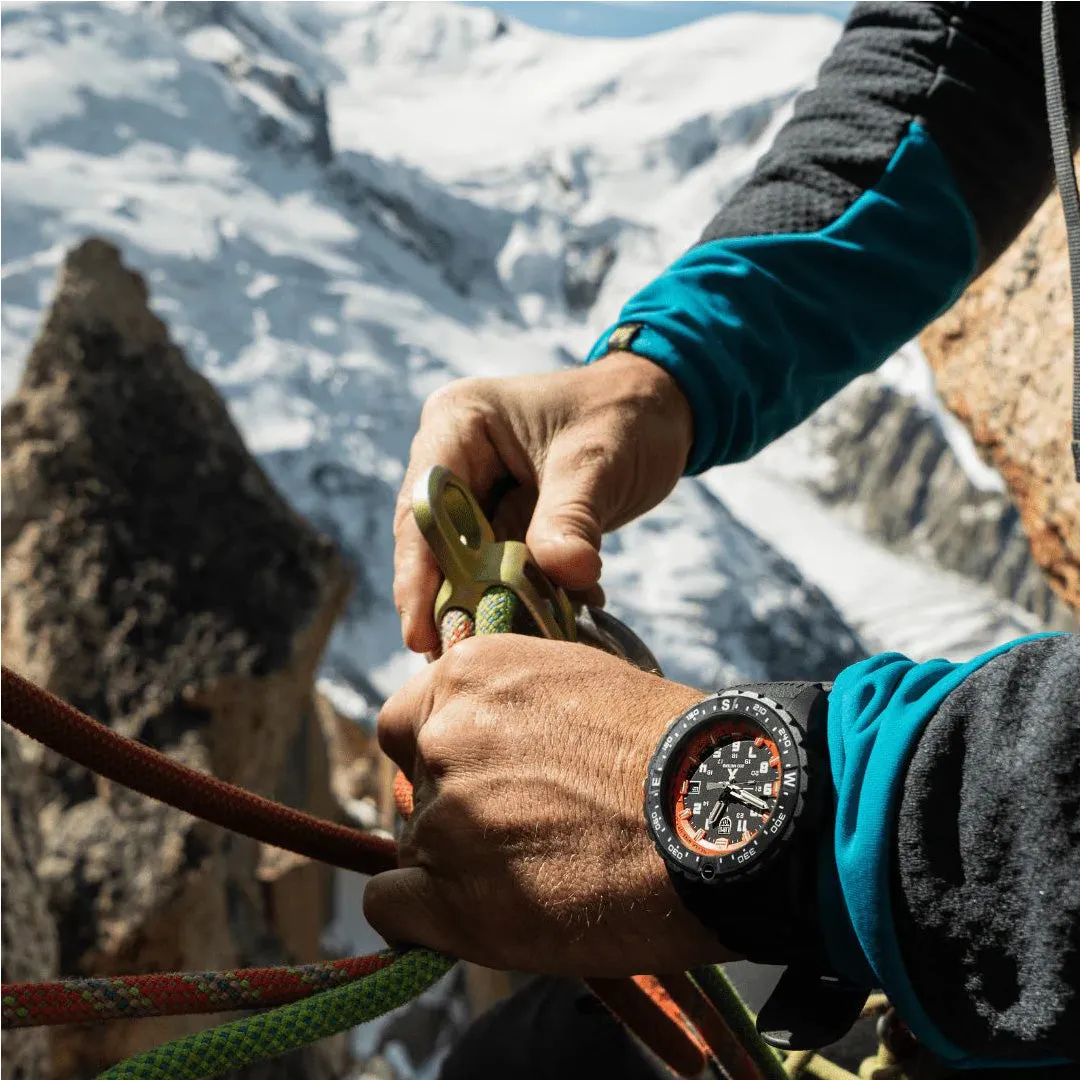 Bear Grylls Survival Mountain