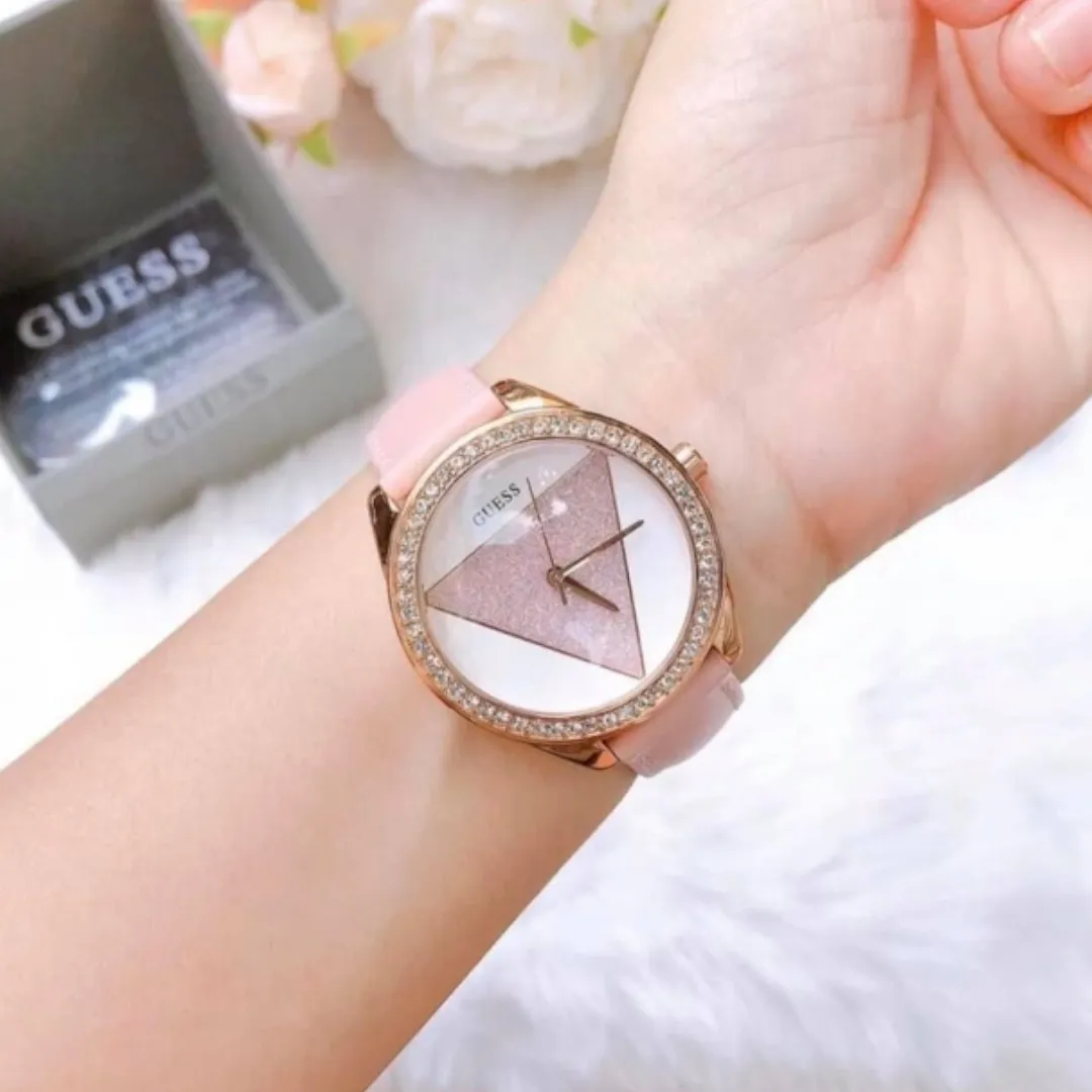 Guess - W0884L6
