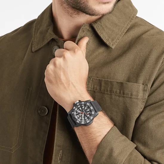 Master Carbon SEAL, 46 mm, Military Dive Watch - 3801.L