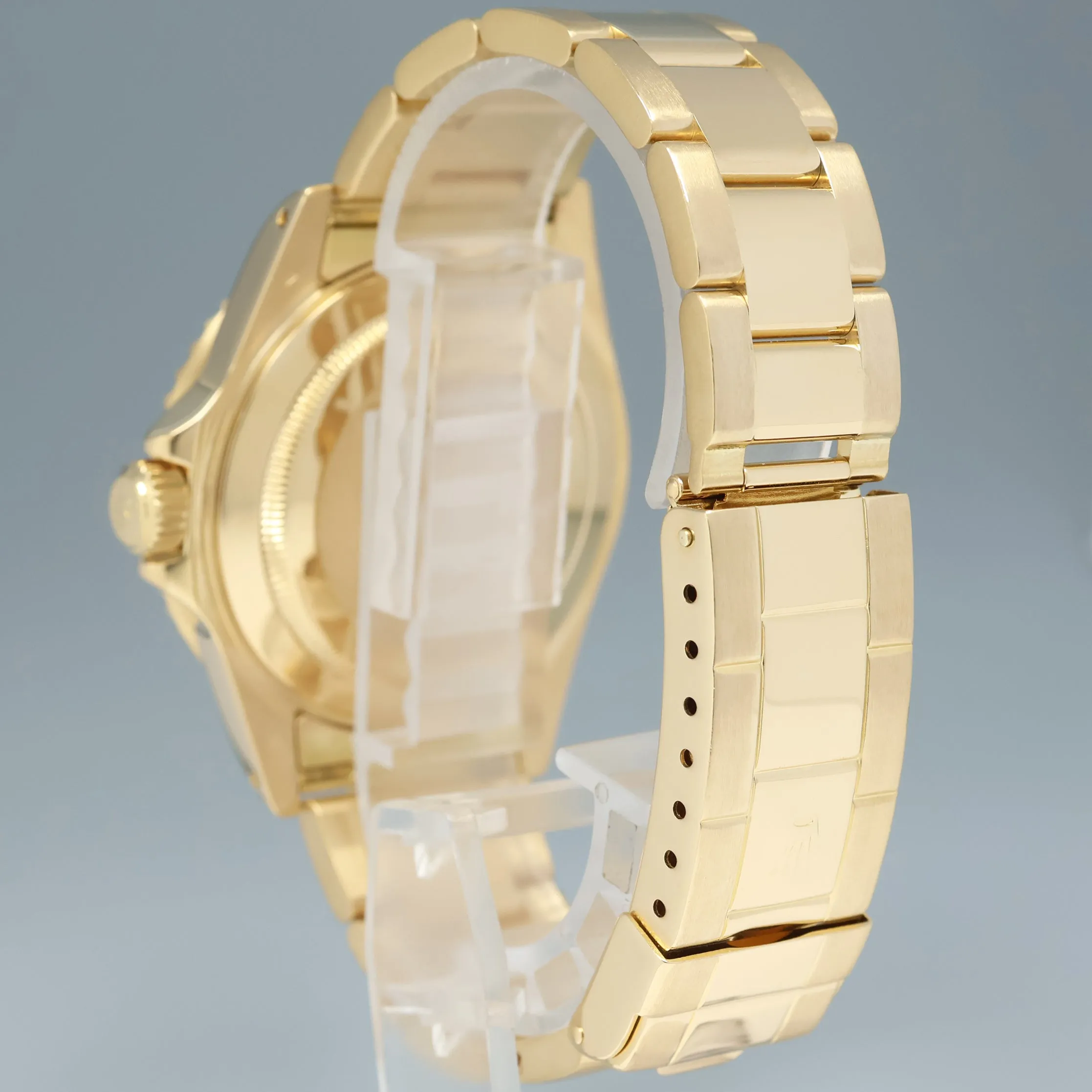MINT Rolex 16618 Submariner Yellow Gold Blue Sunburst 40mm Watch Box