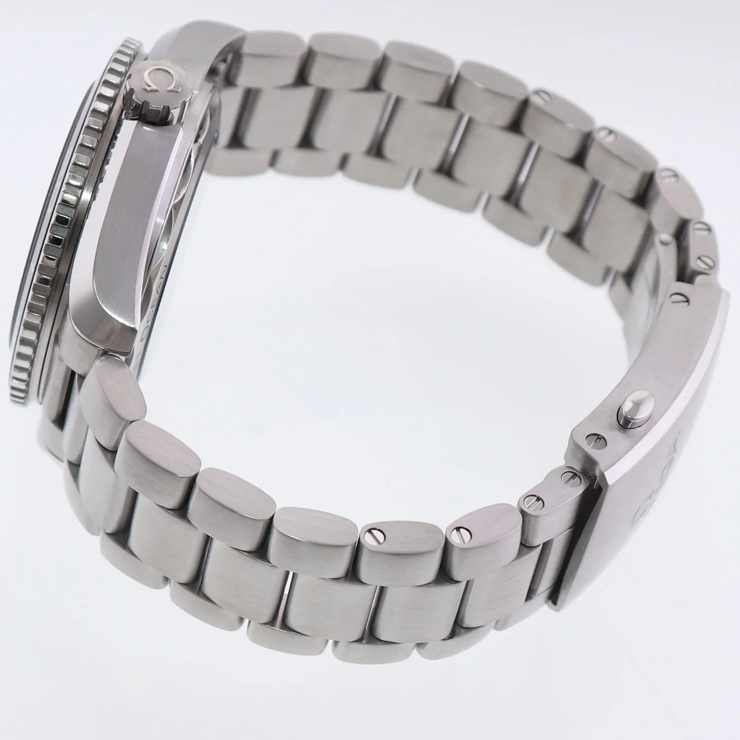 PAPERS Omega Seamaster Planet Ocean 600M 215.30.40.20.01.001 Steel 39.5mm Watch