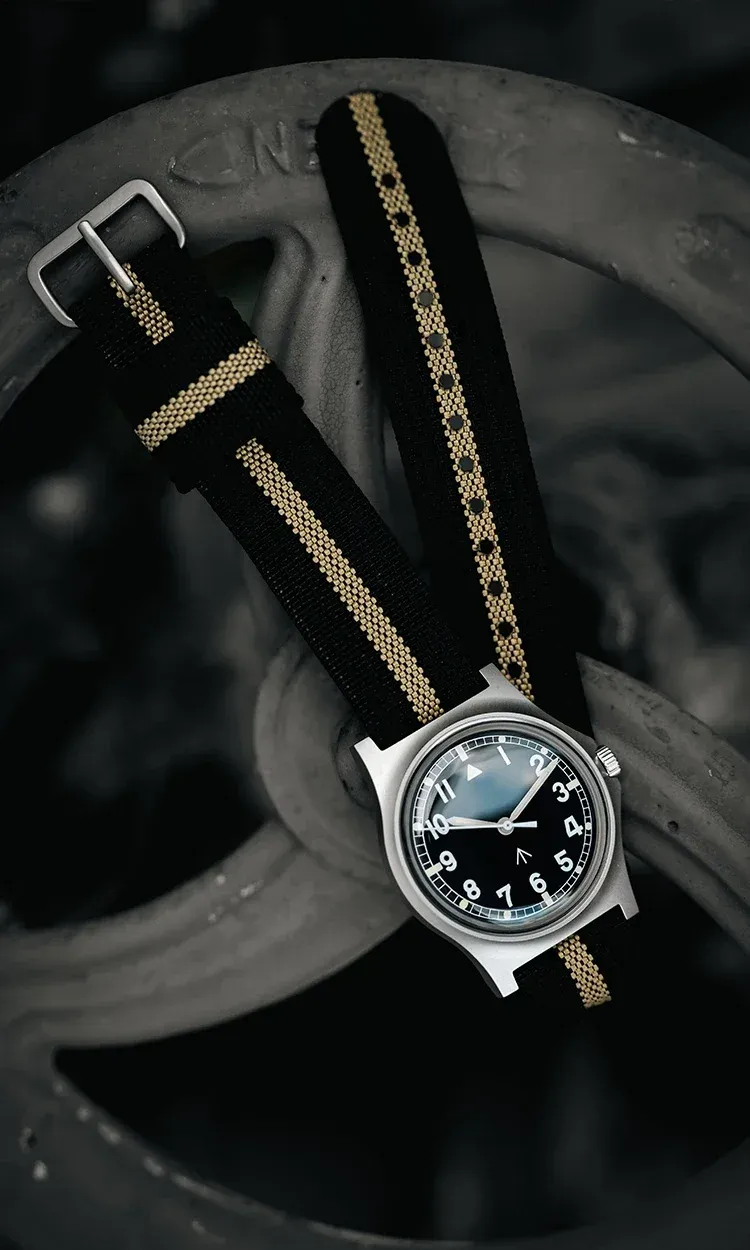★Pre-Owned★Rdunae RA01 G10 Retro Military Filed Quartz Watch