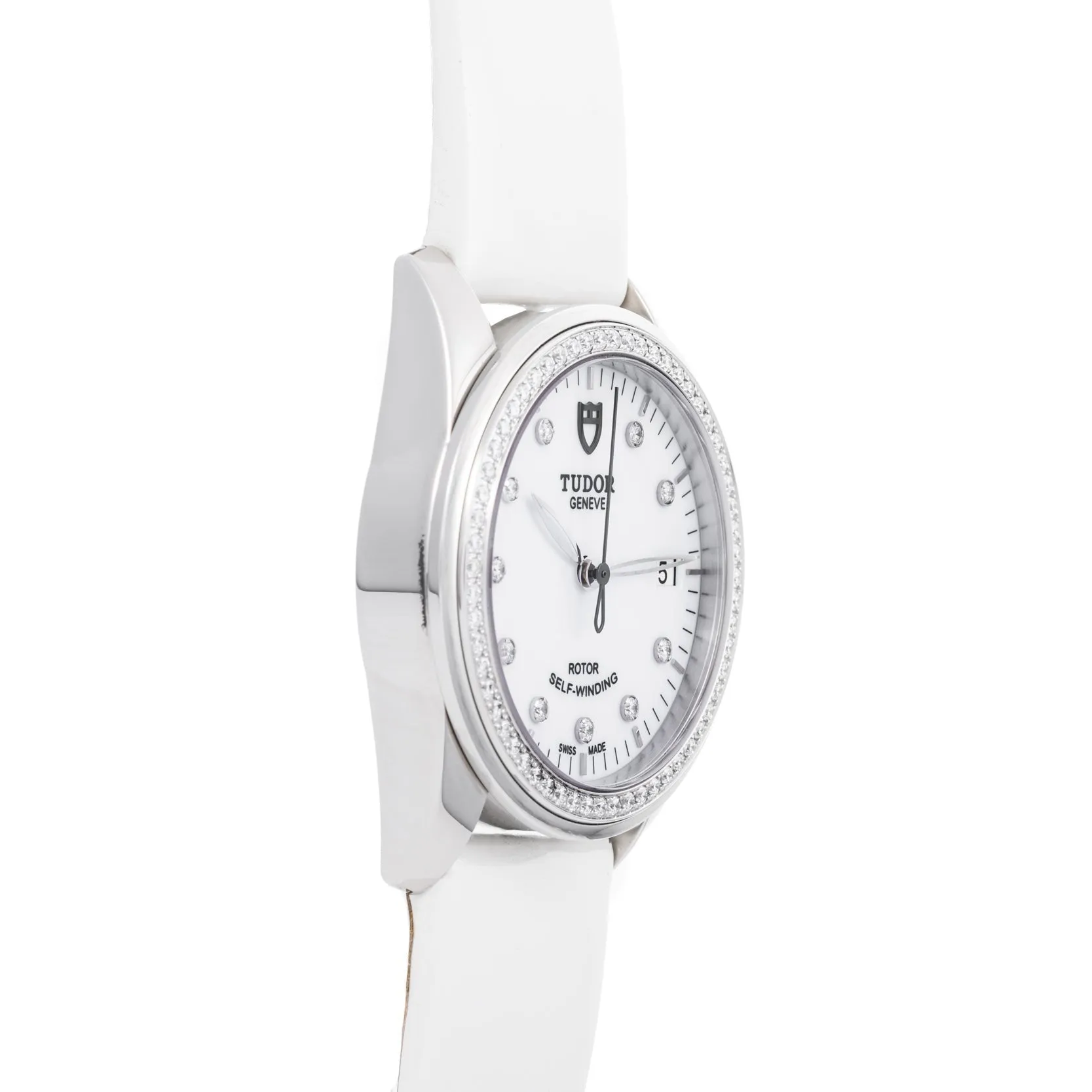 Tudor Glamour Date