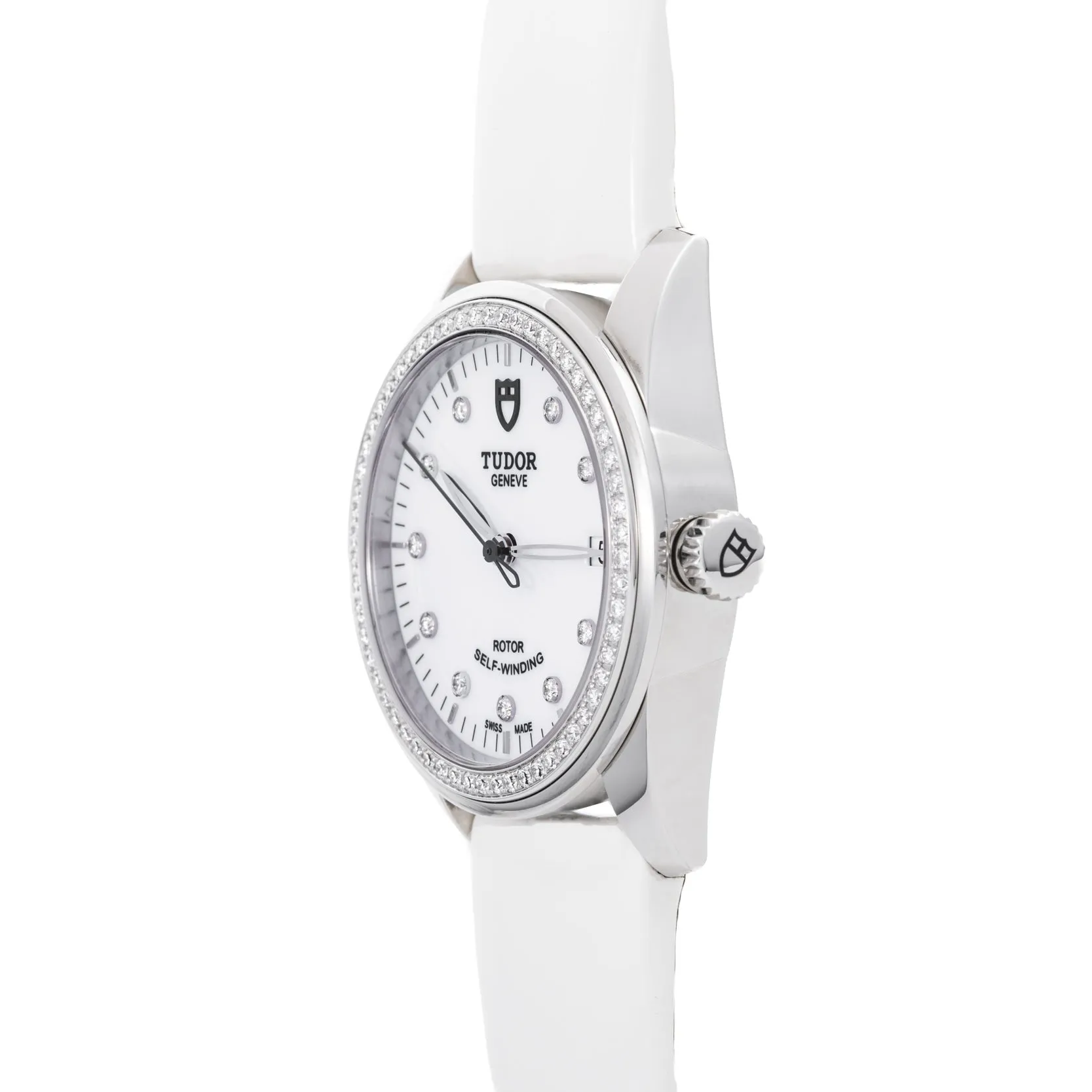 Tudor Glamour Date